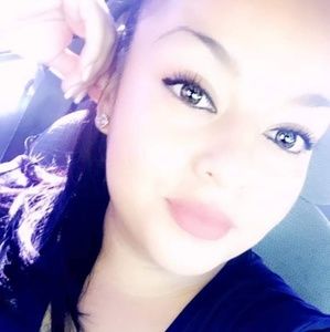 Meet your Posher, Lynette